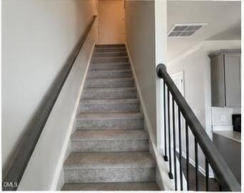 243 Paramount Dr - Photo 3 of 16