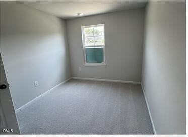243 Paramount Dr - Photo 4 of 16