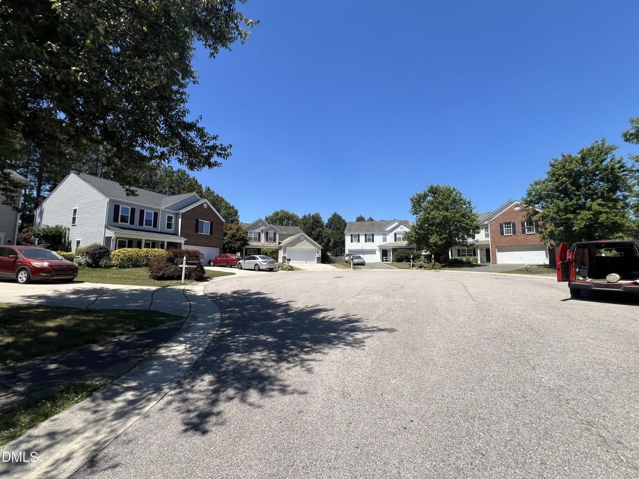 1012 Cookwood Ct - Photo 3 of 37