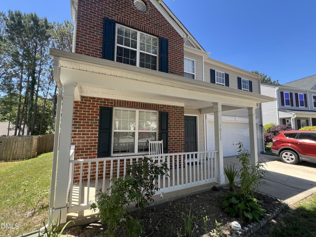 1012 Cookwood Ct - Photo 5 of 37