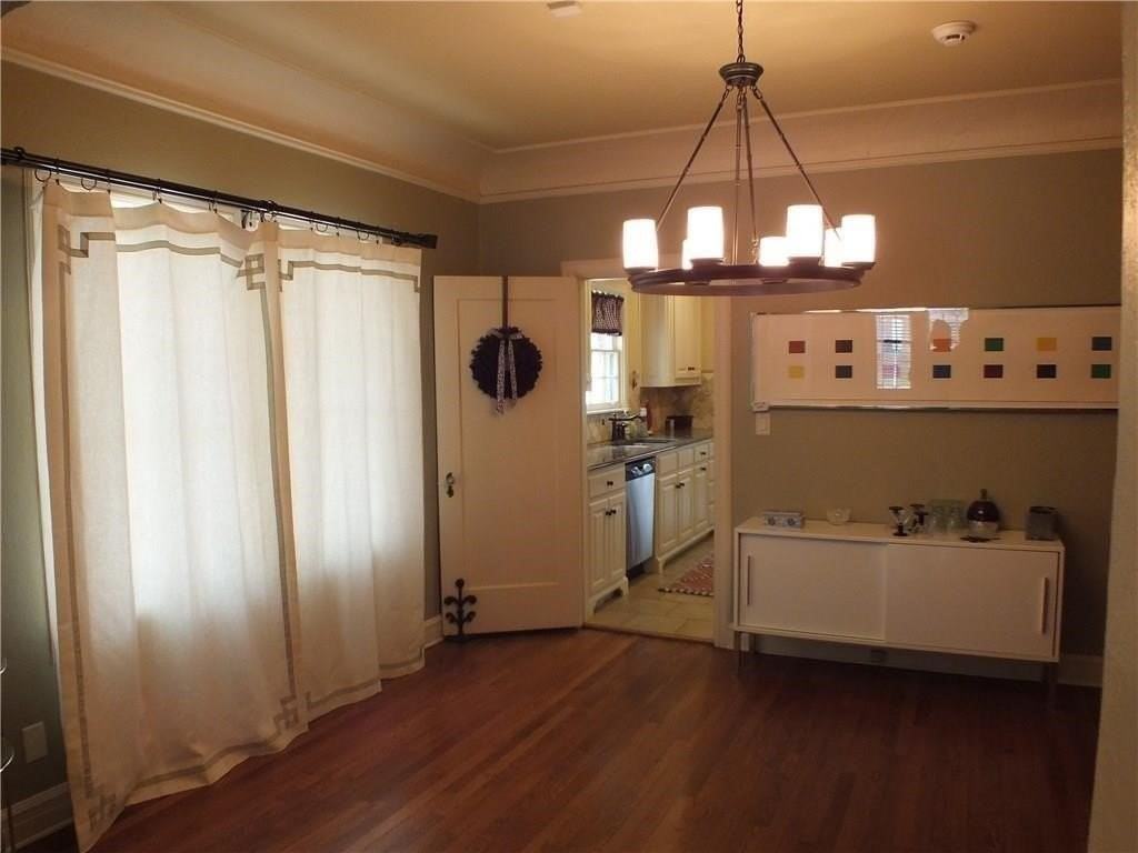 3241 Cockrell Ave - Photo 3 of 8