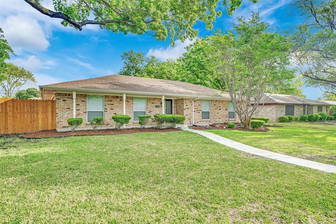 2605 Natalie Dr - Photo 2 of 26