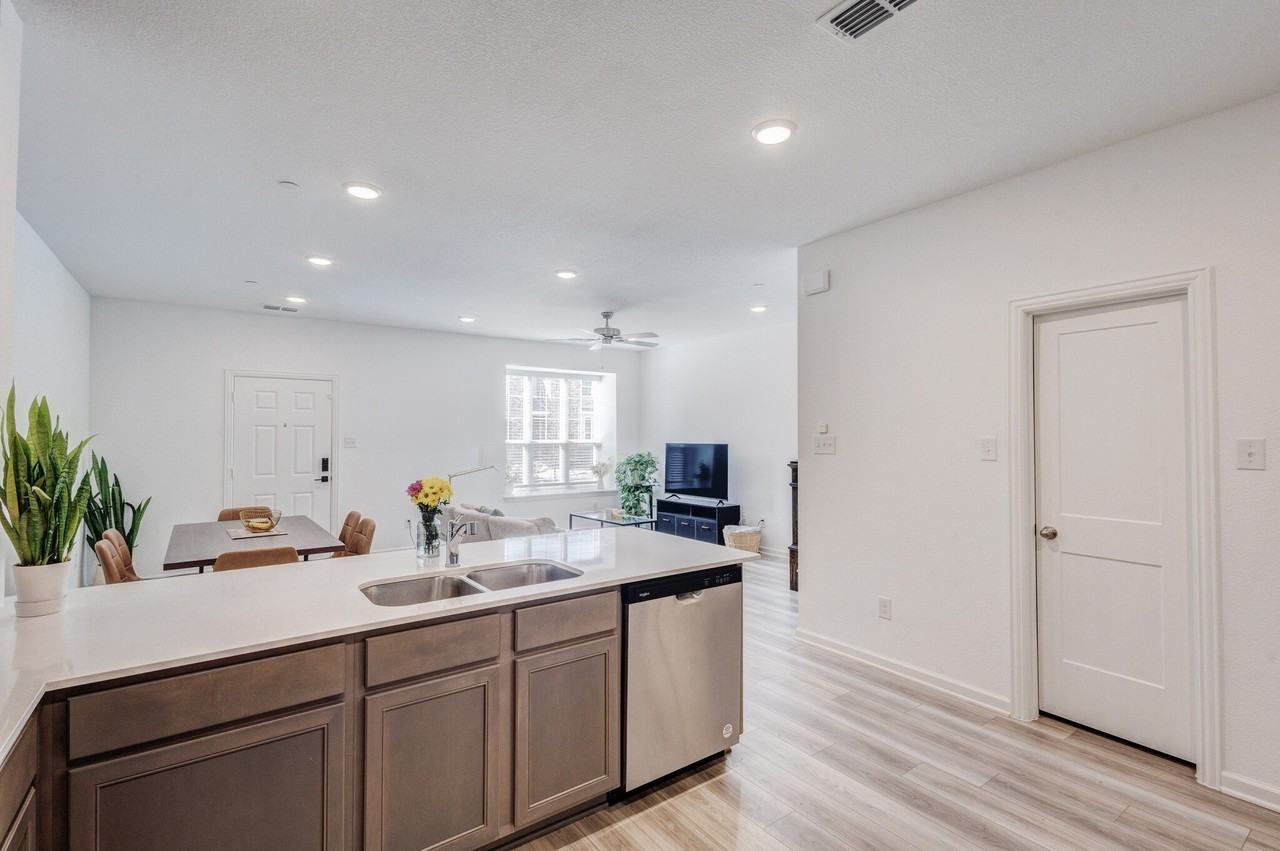 3720 Star Mesa St #13 - Photo 7 of 23