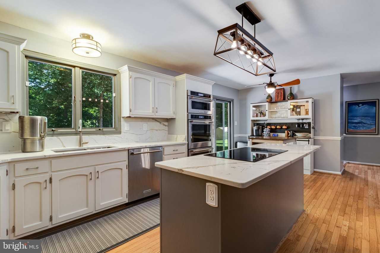 8150 Plowden Dr - Photo 6 of 50