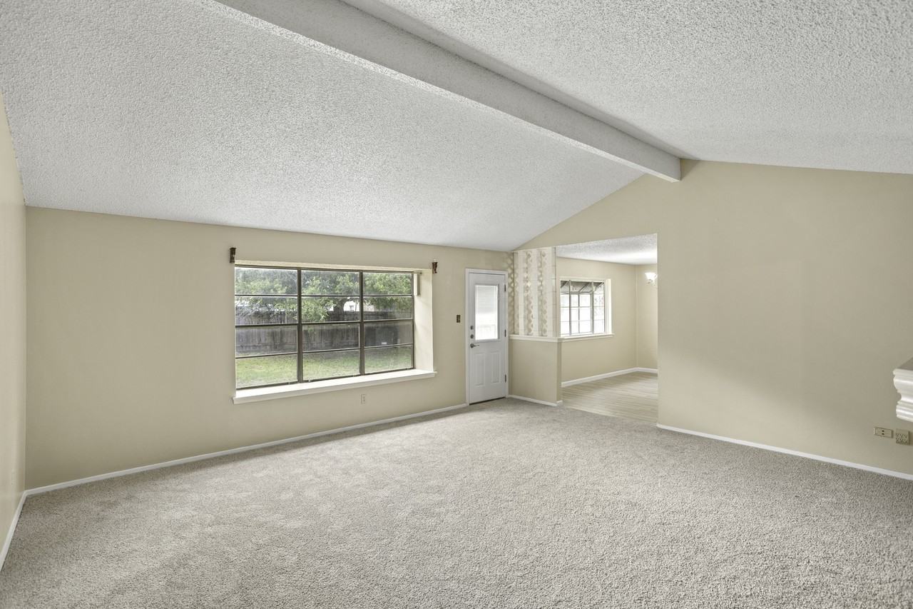 7254 Flaming Forest St #1 - Photo 2 of 14
