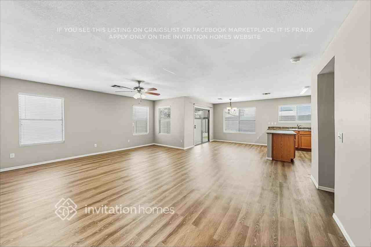 3035 E Santa Rosa Dr - Photo 4 of 19