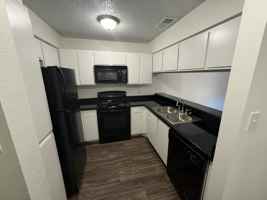 featured image of 11255 Huebner Oaks