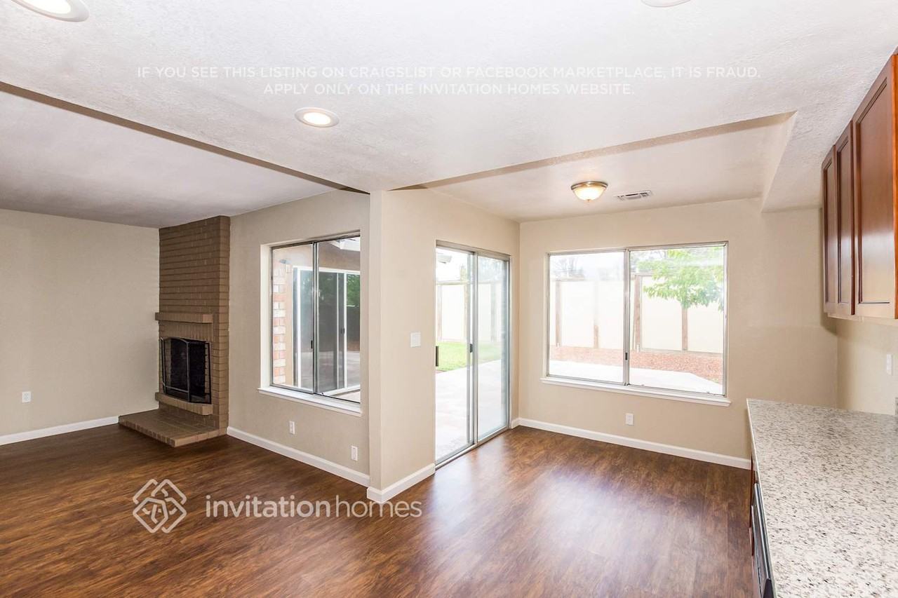 375 Notre Dame Dr - Photo 6 of 20