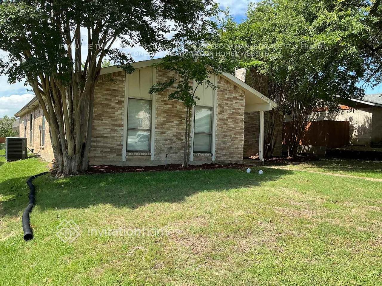 2609 Renwick Dr