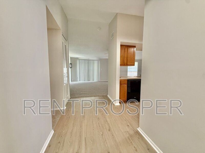 1228 Pine Sap Ct - Photo 2 of 22