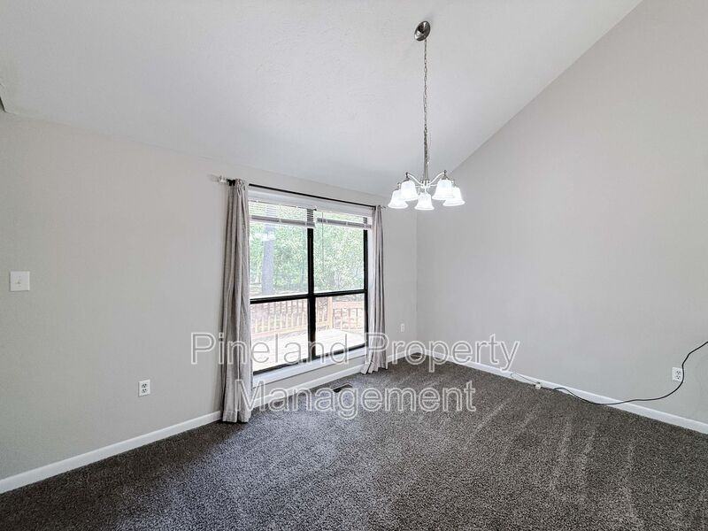 374 Wilder Dr - Photo 7 of 22