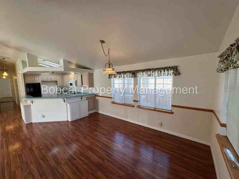 1129 Gambrel Dr - Photo 2 of 22