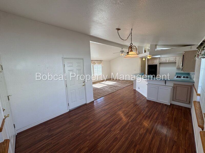 1129 Gambrel Dr - Photo 3 of 22