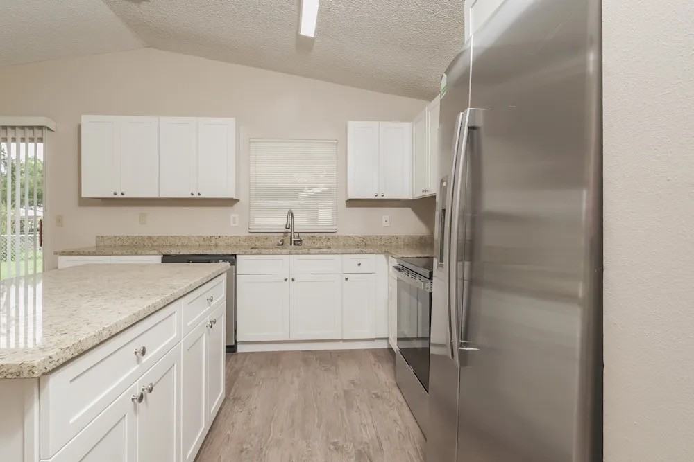 1321 Periwinkle Court - Photo 5 of 15