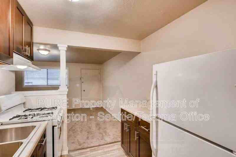 14510 Washington Ave Sw #12 - Photo 4 of 12
