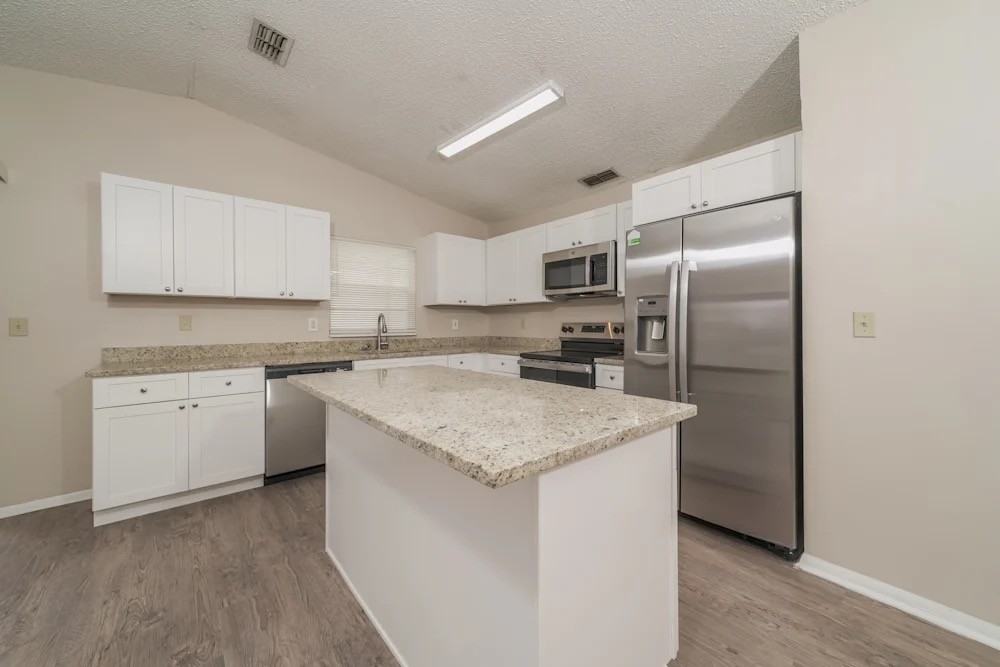 1321 Periwinkle Court - Photo 6 of 15