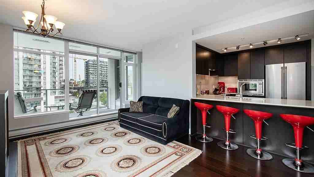 158 13th Street West #902 - Photo 3 of 25