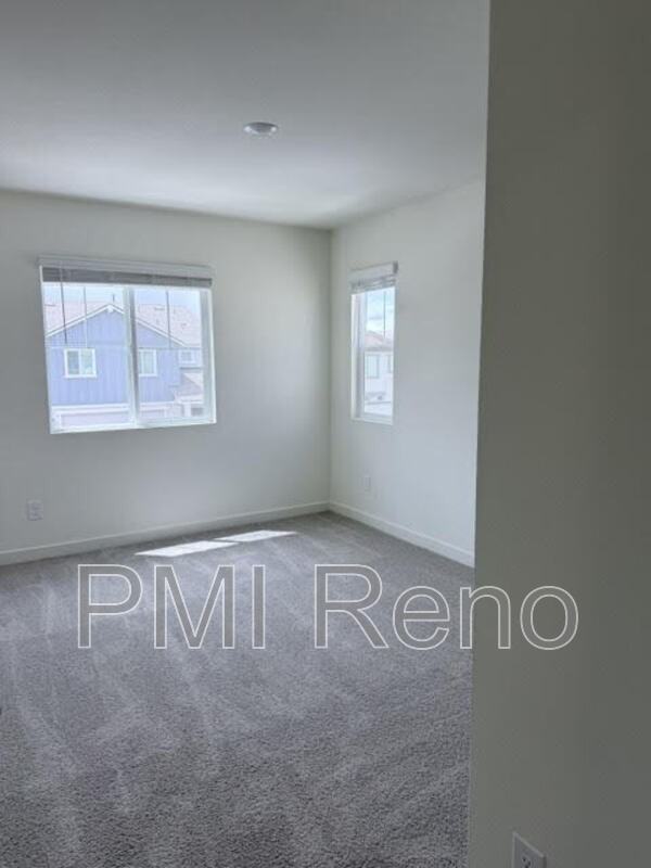 7548 Editor Dr - Photo 5 of 23