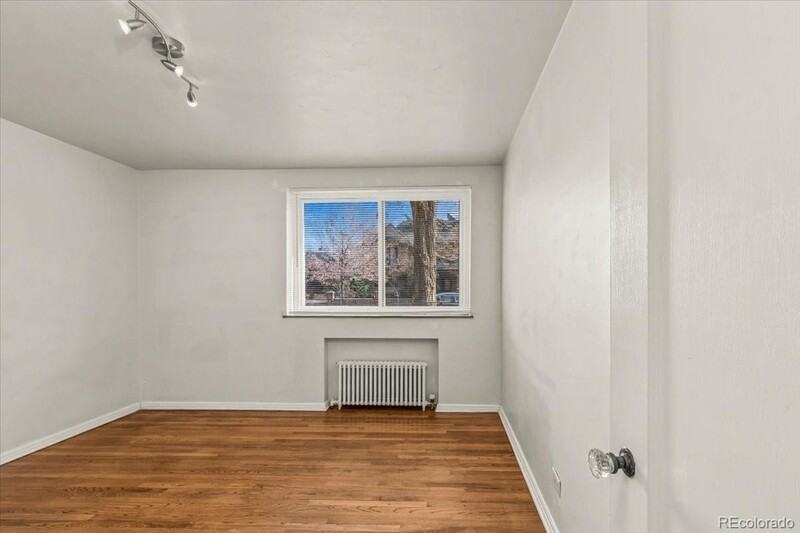 525 Jackson St - Photo 6 of 9