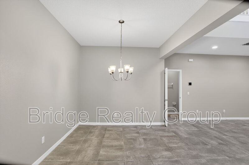 15166 Newtonia St - Photo 5 of 50