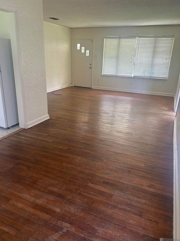 1240 Aberdeen Ave - Photo 3 of 18