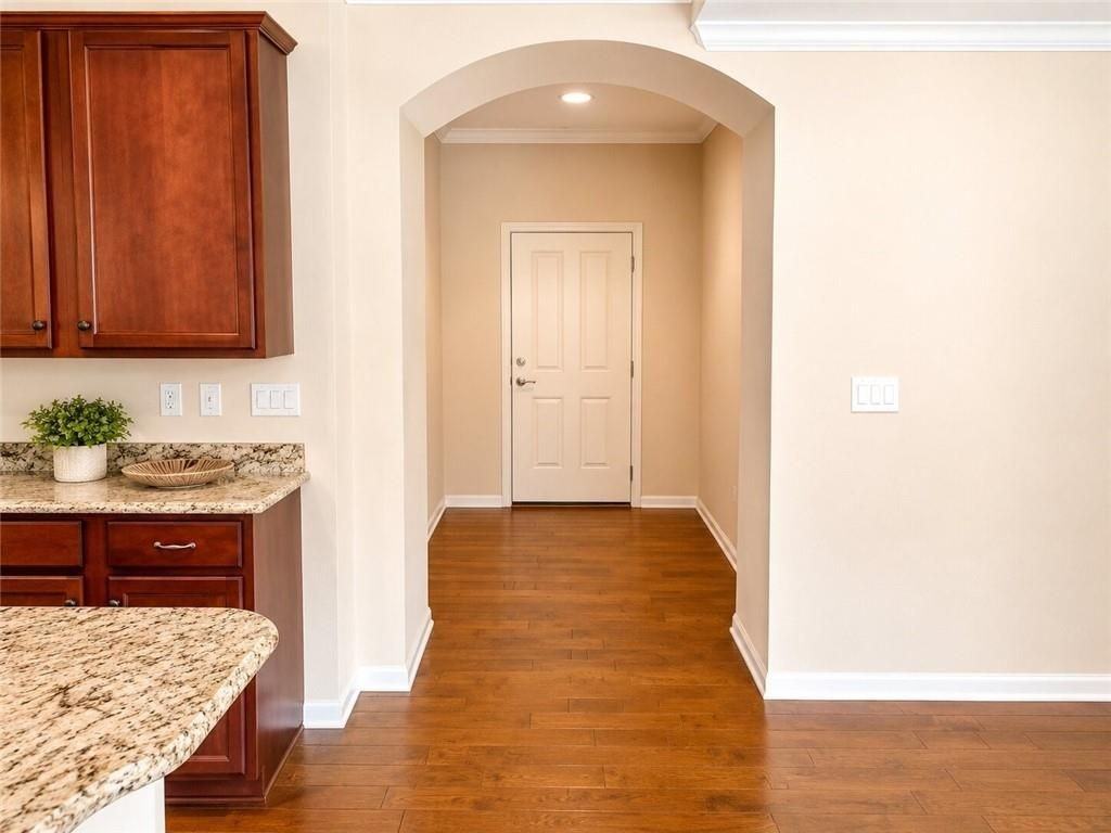 391 Gold Cove Ln - Photo 2 of 15