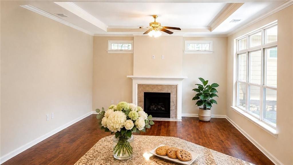 391 Gold Cove Ln - Photo 3 of 15