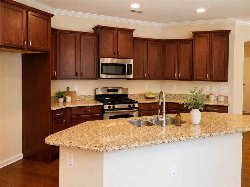 391 Gold Cove Ln - Photo 4 of 15