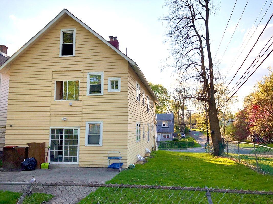 50 Pinewood Ave - Photo 5 of 31
