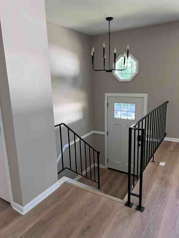 519 Kenmore Rd - Photo 4 of 21