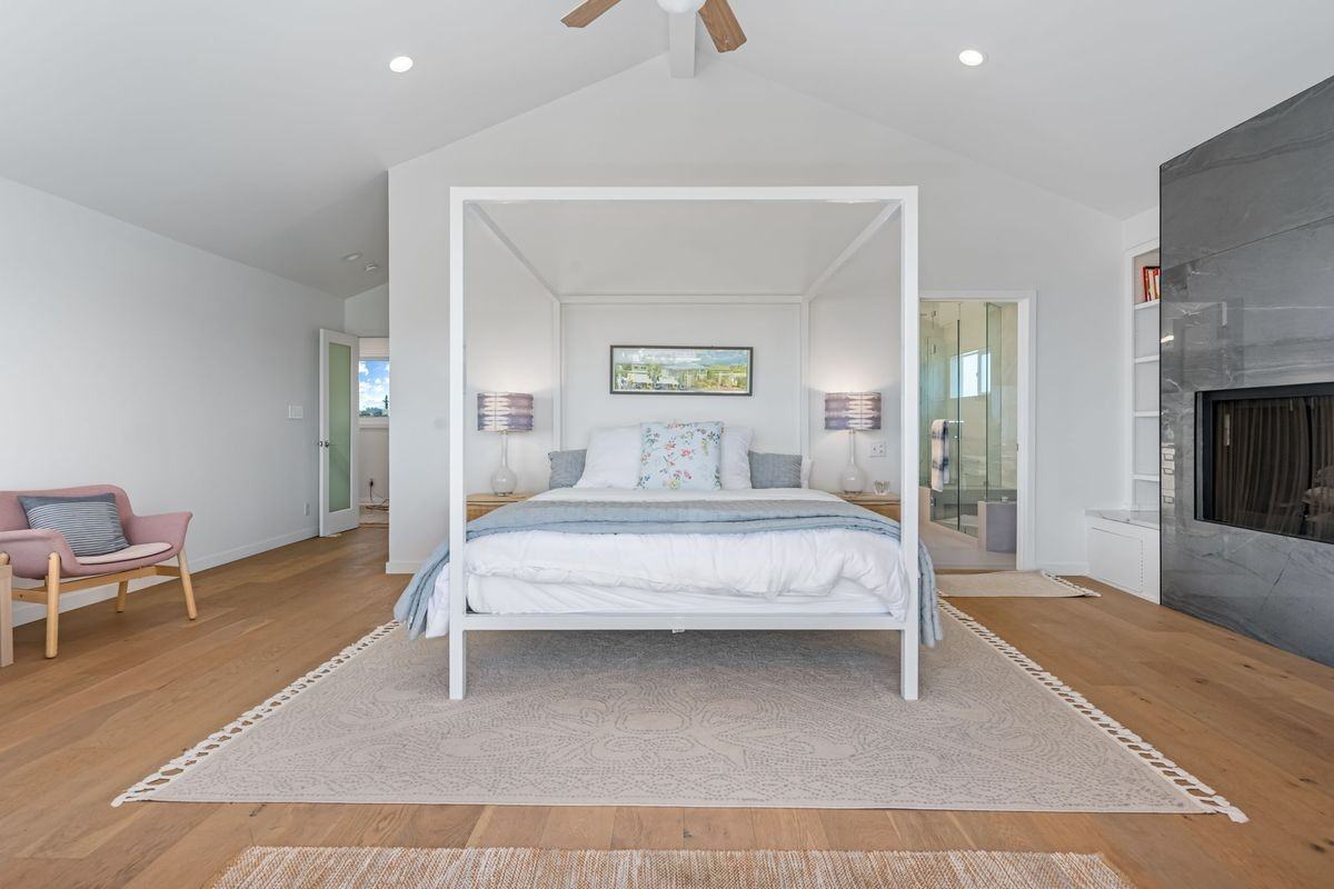 8221 Delgany Ave - Photo 3 of 35