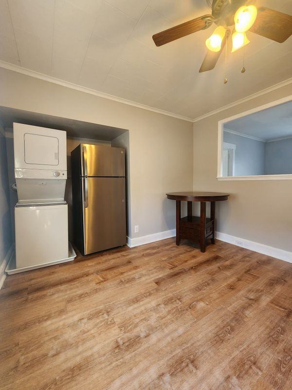 23 Park Ave ##2 - Photo 4 of 13