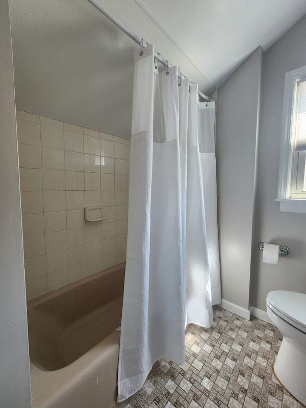 23 Park Ave ##2 - Photo 6 of 13