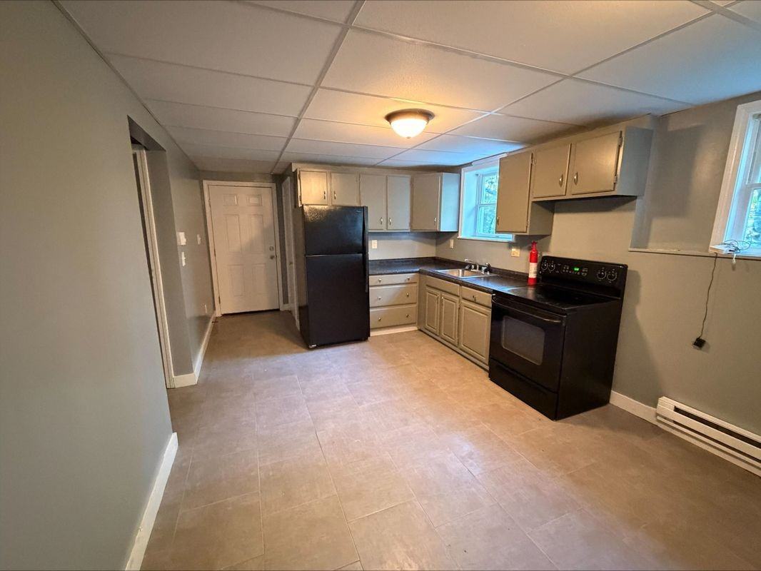 8 Lilac Ln ##3