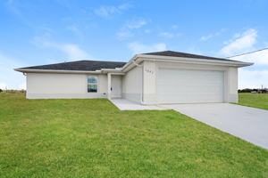 featured image of 1037 Kimberly Ave