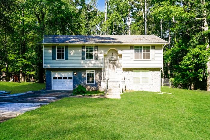 4061 Faron Ct