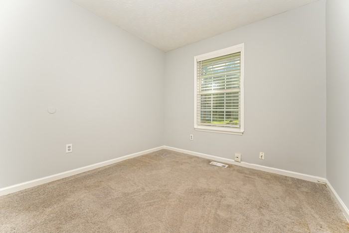 4061 Faron Ct - Photo 5 of 17