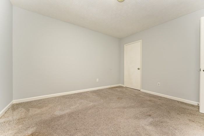 4061 Faron Ct - Photo 7 of 17