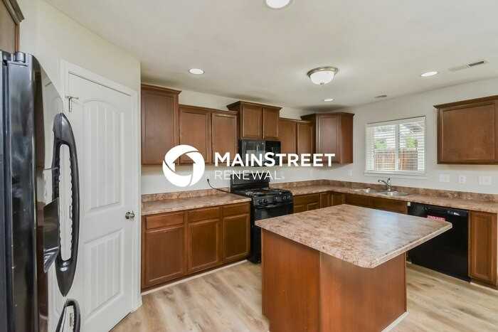 2361 Spring Blossom Dr - Photo 7 of 17