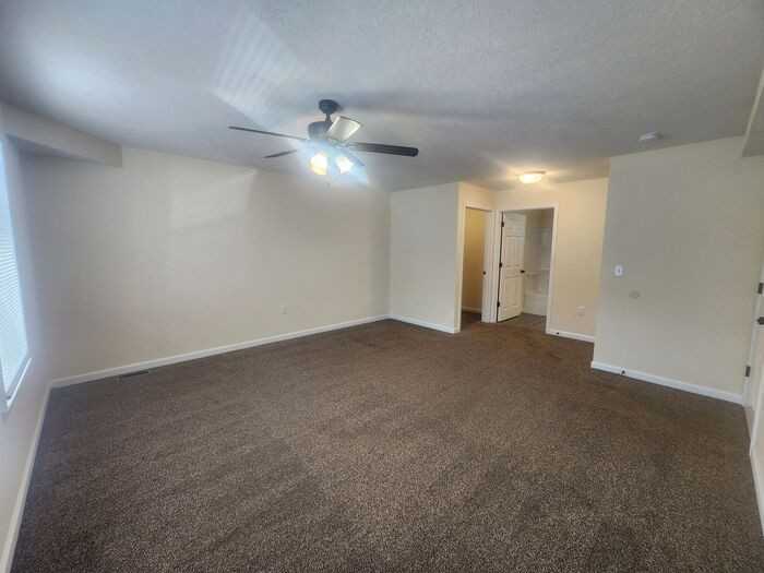 2726 Noel Ln #2726 - Photo 2 of 10