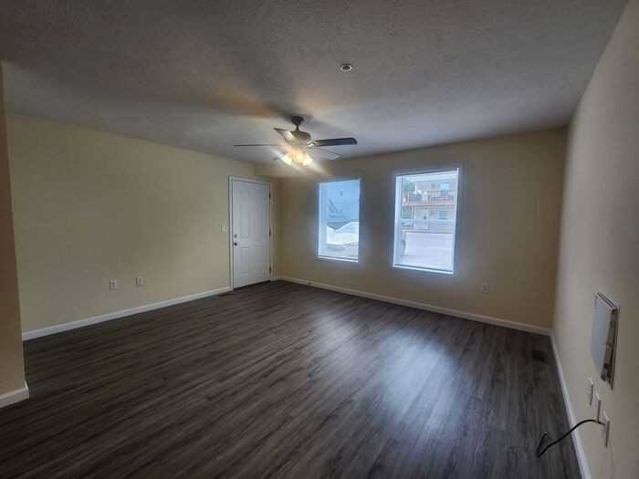 2726 Noel Ln #2726 - Photo 3 of 10