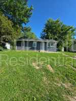 featured image of 5707 E 40th St