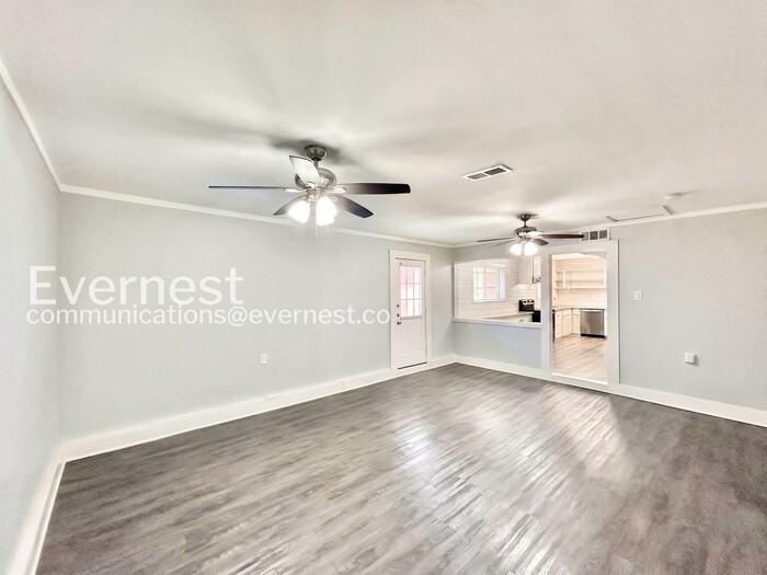 3502 Matador Dr - Photo 6 of 30