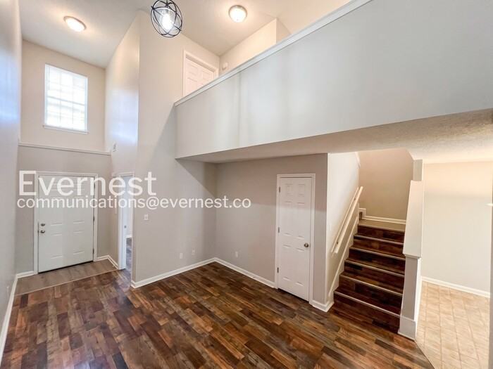 7266 Illinois Central Ave - Photo 7 of 25