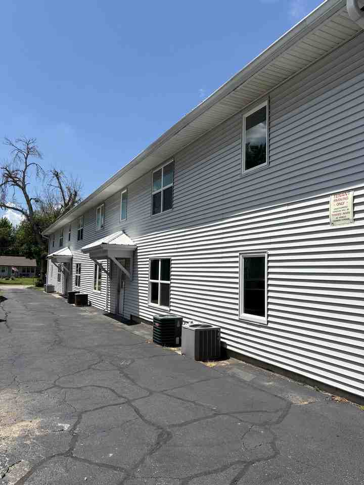 1606 Oakland Rd Ne #12 - Photo 7 of 7