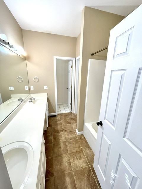 1463 Oxford Pl #1436 - Photo 6 of 9