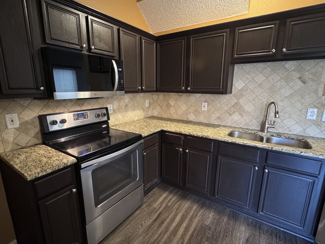 1365 Mae Dr #NA - Photo 6 of 14