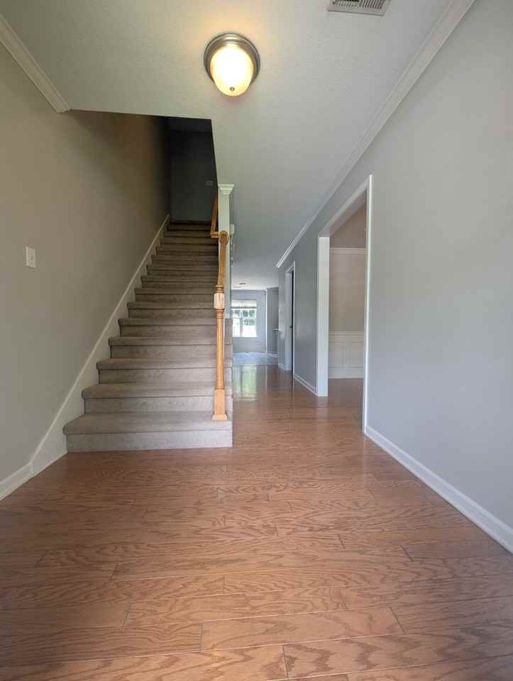 541 Mountain Pass Ln #NA - Photo 2 of 34
