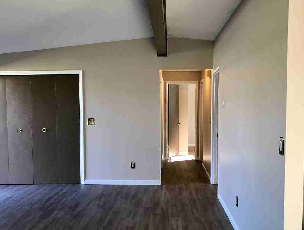 9465 9455 9465 Sw Commercial St #9455 - Photo 5 of 15