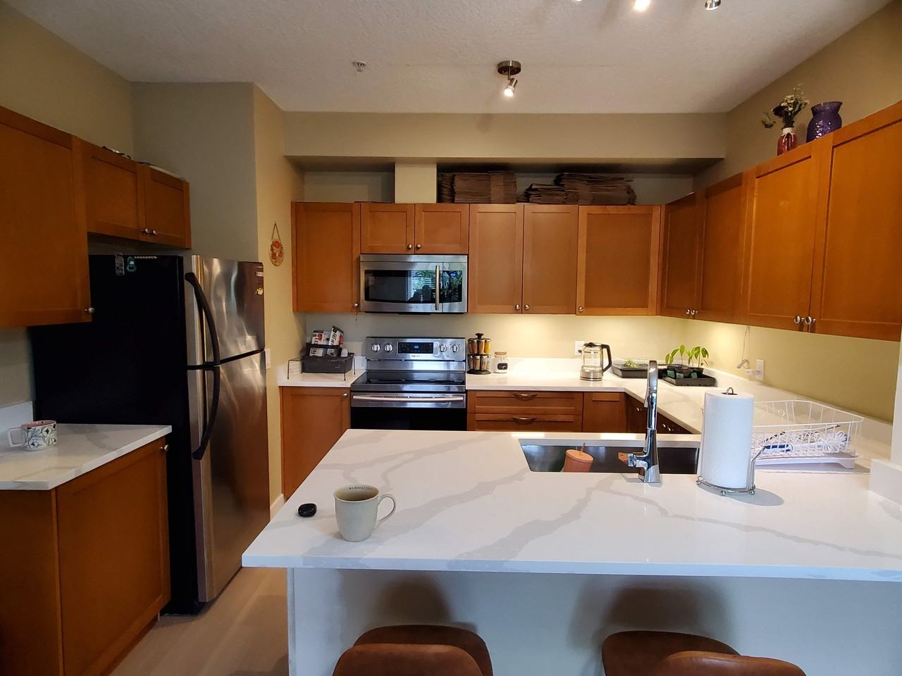 820 Short Street #206 - Photo 3 of 24